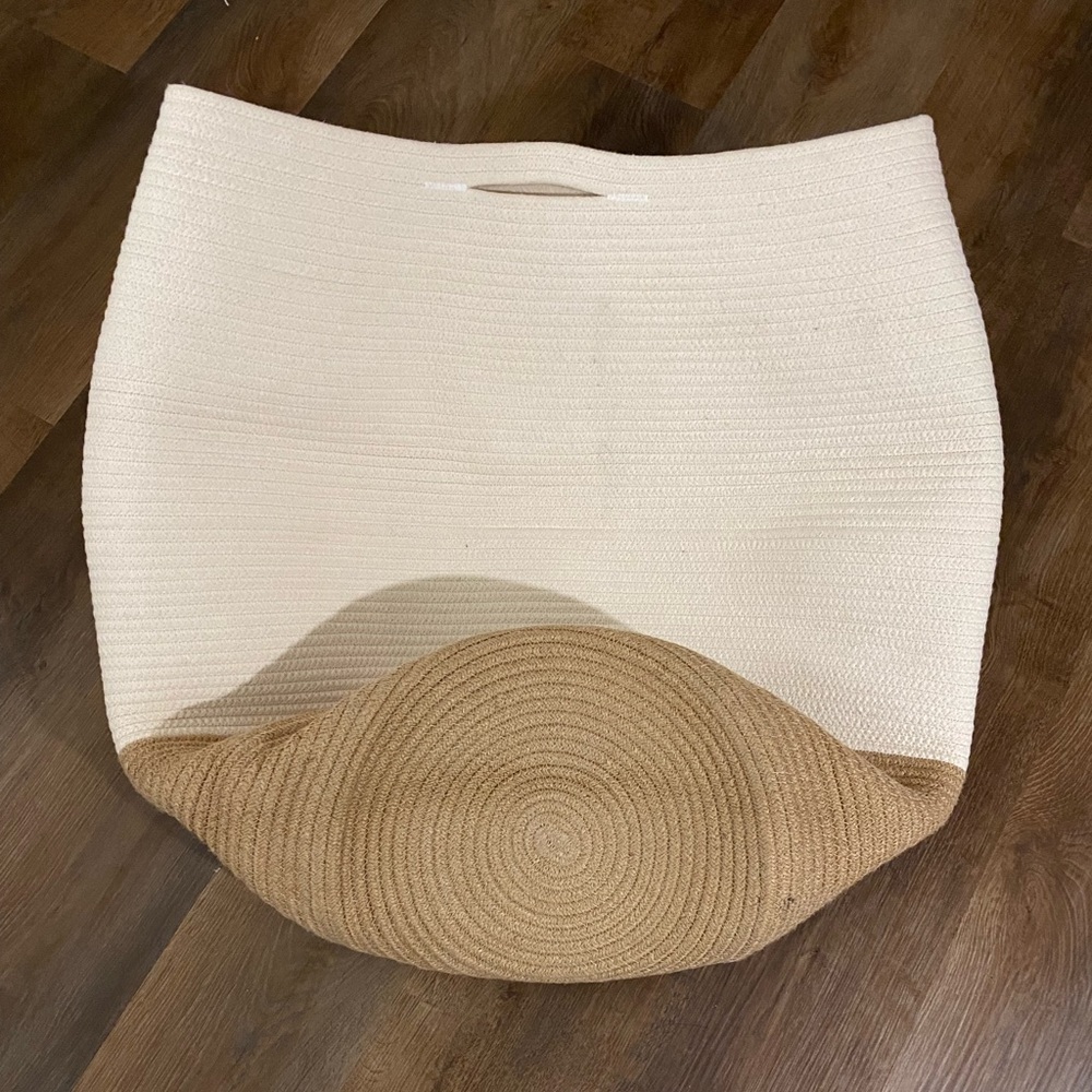 TALL WOVEN BASKET / LAUNDRY HAMPER - IVORY/BEIGE
